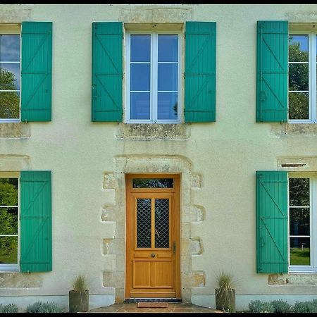 Les Maisons Du Bonheur Bed & Breakfast Chateau-Garnier Luaran gambar