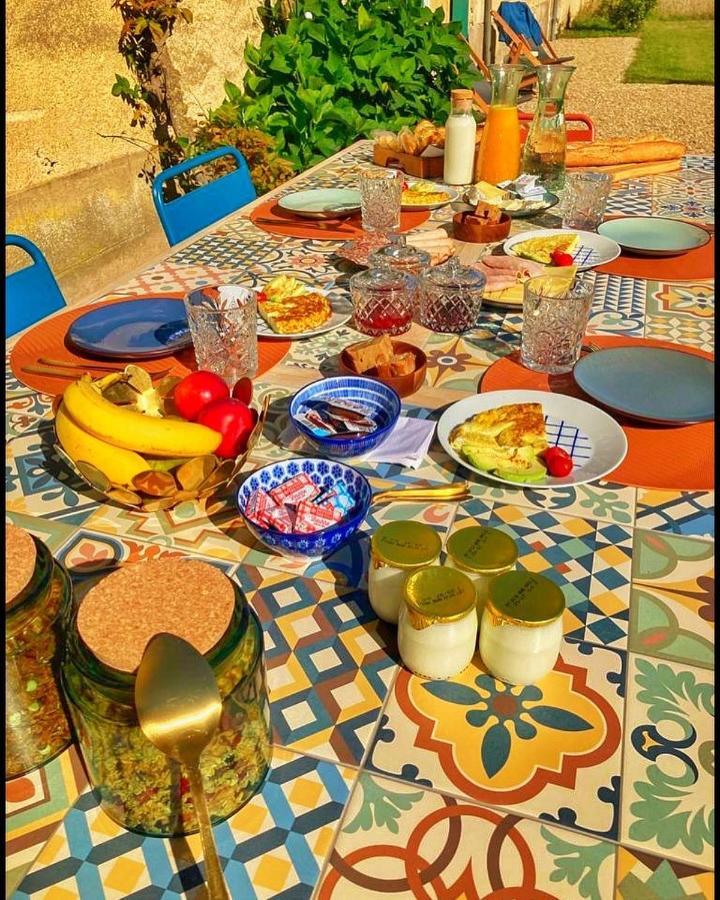 Les Maisons Du Bonheur Bed & Breakfast Chateau-Garnier Luaran gambar