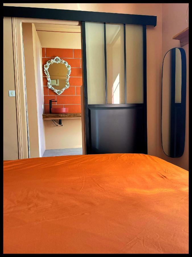 Les Maisons Du Bonheur Bed & Breakfast Chateau-Garnier Luaran gambar